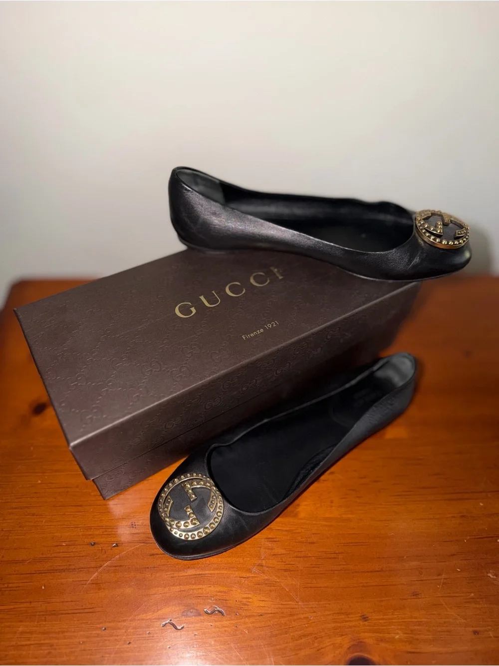 Gucci Black Leather Studded GG Logo Ballet Flats